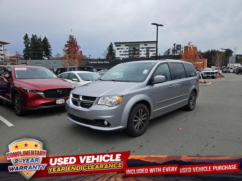 2017 Dodge Grand Caravan SXT Premium Plus | No Reported Accidents! display photo