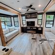 Used 2023 Keystone RV Residence 401RDEN thumbnail image 8
