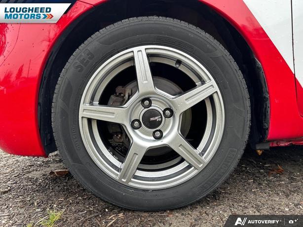 2015 Nissan Micra image 6