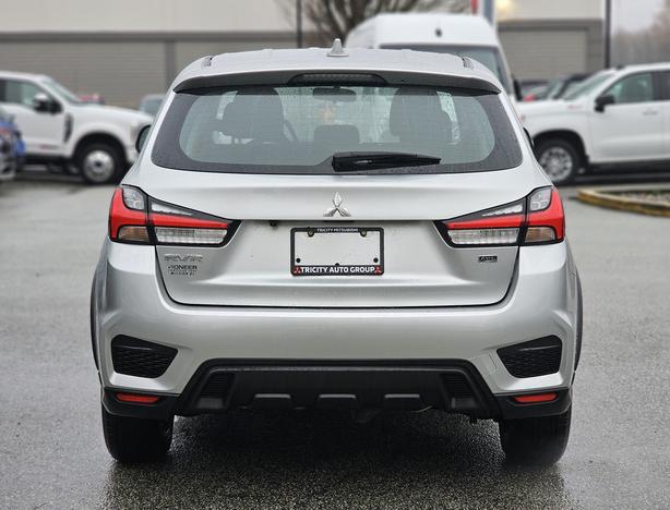 2023 Mitsubishi RVR ES AWC - Heated Seats, Apple Carplay/Android Auto image 6