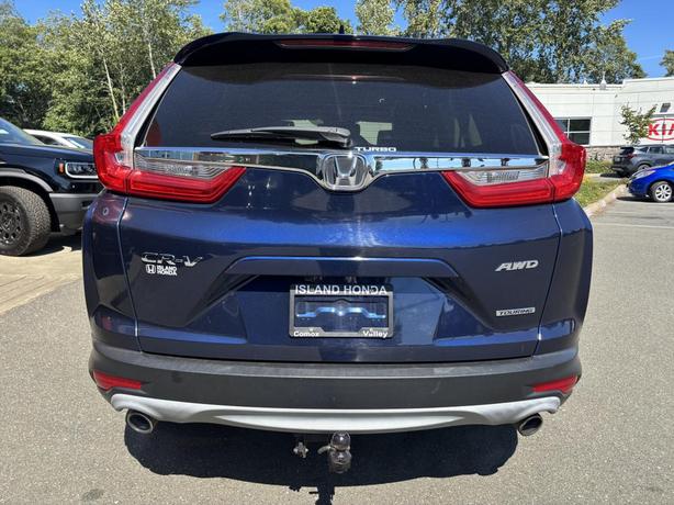 2017 Honda CR-V Touring image 6