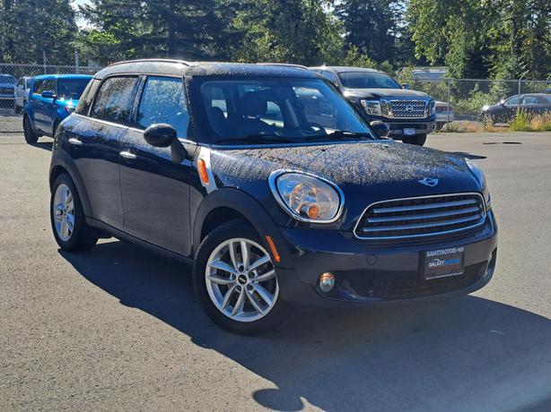 2014 MINI Cooper Countryman - Manual, Heated Seats image 4