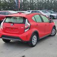 2018 Toyota Prius c thumbnail image 6