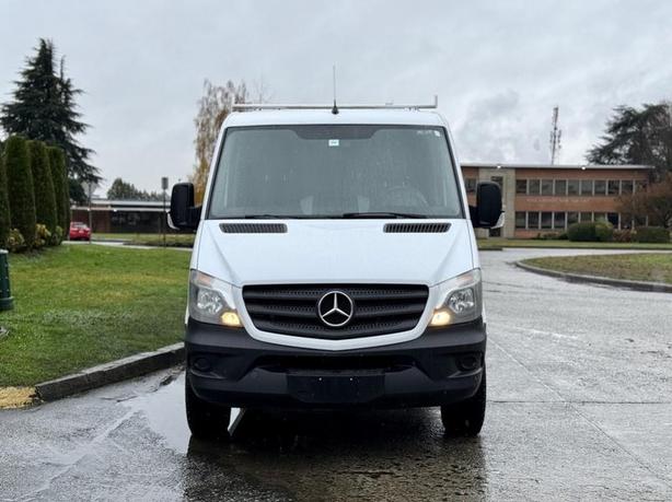 2017 Mercedes-Benz Sprinter 2500 Low Roof Cargo Van with Rear Work Shelves image 3