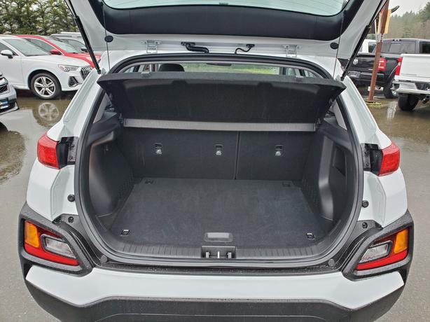 2019 Hyundai Kona Essential AWD - Heated Seats image 8