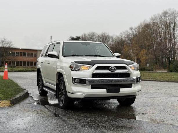 2018 Toyota 4Runner Limited 4x4 image 2
