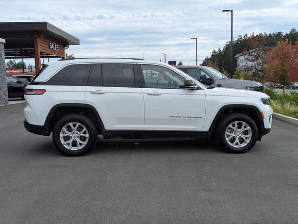 2023 Jeep Grand Cherokee Limited - No Accidents, 4x4, Leather, Heated Seats image 5