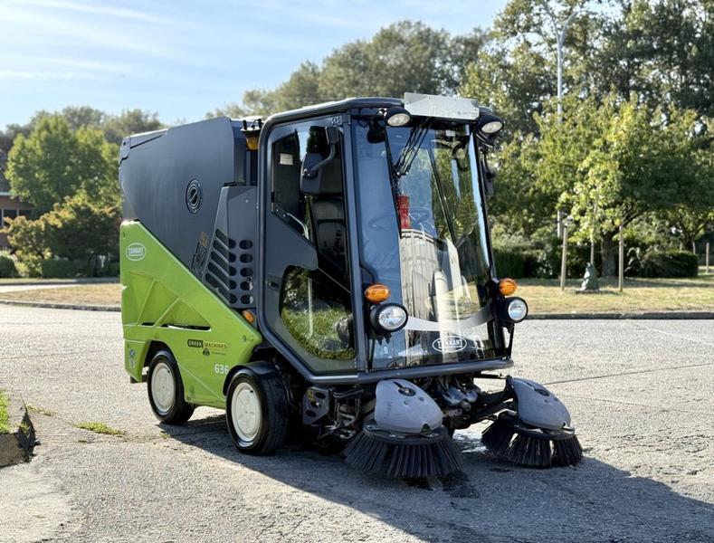 2015 Tennant 636 Green Machine Compact Sweeper display photo