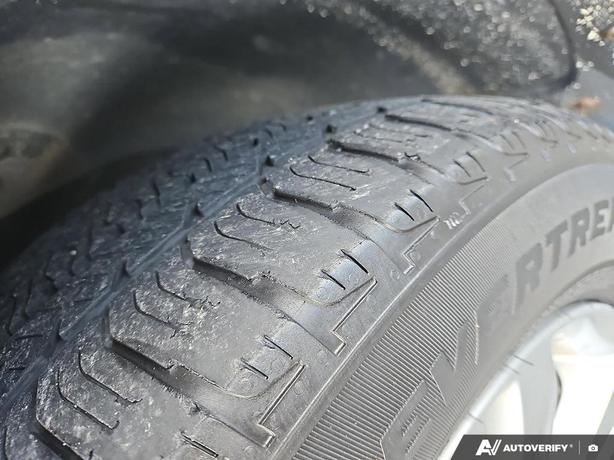 2017 Kia Sportage LX FWD | Heated Seats | Bluetooth! image 7