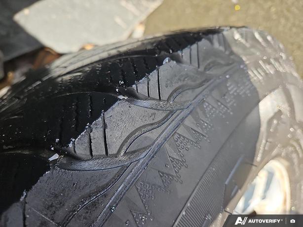 2011 Ford Ranger 4WD | No Reported Accidents! image 7