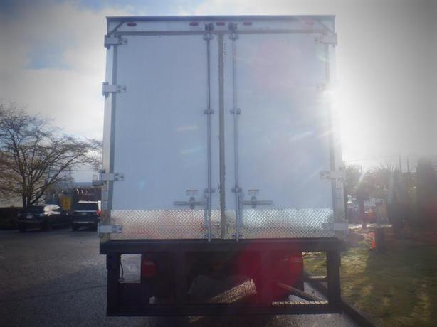 2013 Hino 308 24 Foot Cube Van 3 Seater Diesel image 8