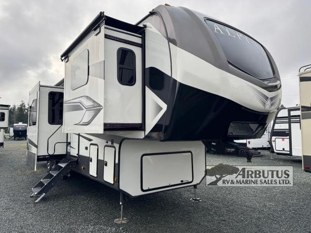 Used 2022 Keystone RV Alpine 3712KB image 1
