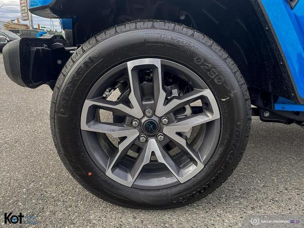 2024 Jeep Wrangler 4xe Sport S demo image 6