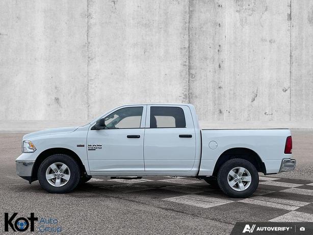 2023 RAM 1500 Classic SLT | 5.7L HEMI V8 | 5'7" Box | Class IV Hitch Receiver |  image 8