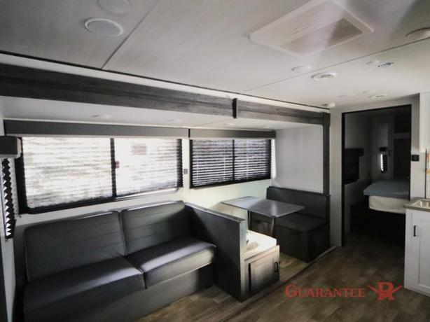 Used 2024 Keystone RV Hideout 24RBSWE image 8