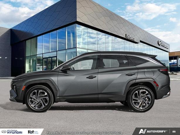 2025 Hyundai Tucson Hybrid Ultimate demo image 3