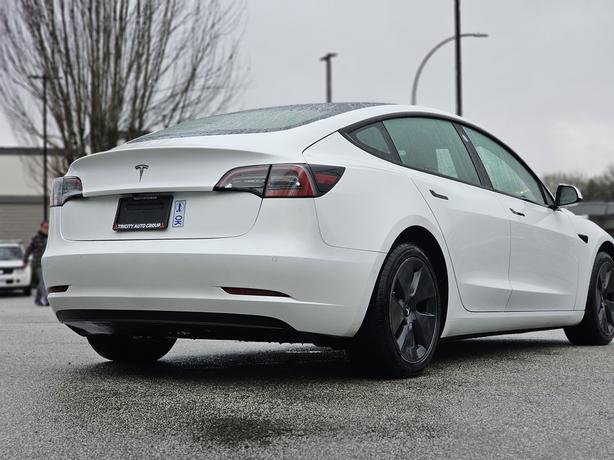2022 Tesla Model 3 Standard Range - Local BC, Premium Connectivity image 5