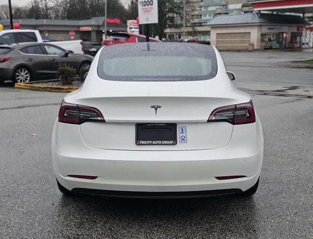 2022 Tesla Model 3 Standard Range - Local BC, Premium Connectivity image 6