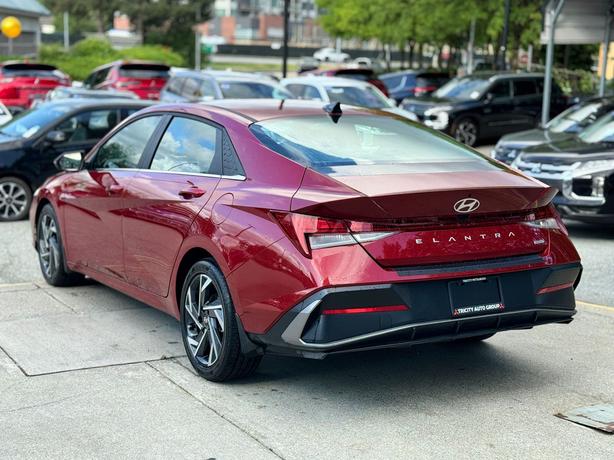 2024 Hyundai Elantra Hybrid Luxury - No Accidents, Leather, Manager Demo image 7