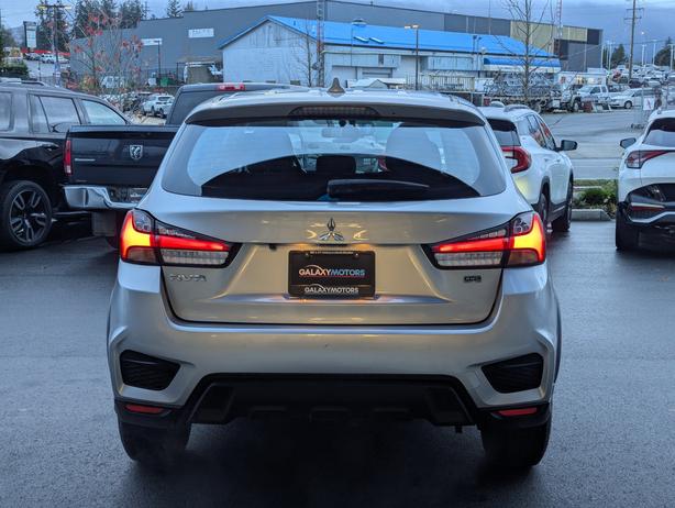 2023 Mitsubishi RVR ES - 4x4, Heated Seats, Android Auto/Apple CarPlay image 7