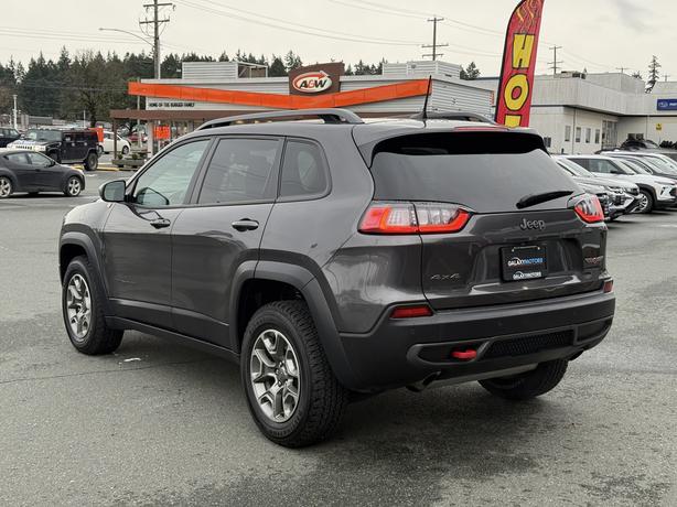 2021 Jeep Cherokee Trailhawk 4WD -No Accidents, BC Local & Low KM image 8