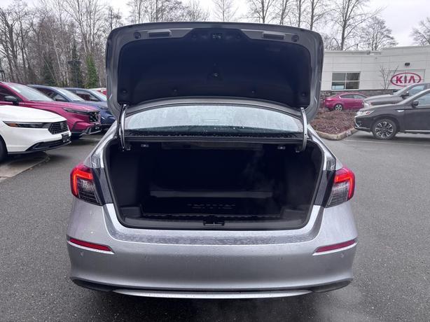 2026 Honda Civic Hybrid Sport Touring image 7