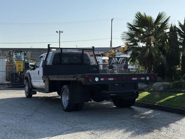 2014 Ford F-550 Super Duty 4x4 Crew Cab 11-Foot Flat Deck Truck image 8