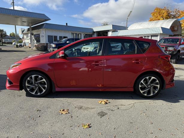 2016 Scion iM image 4