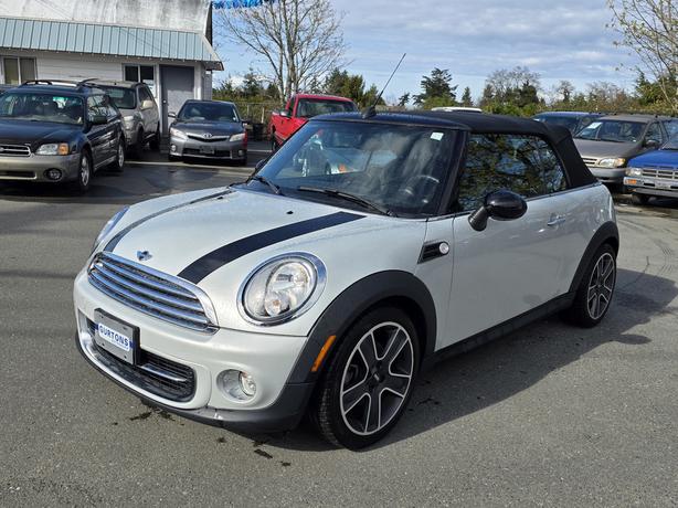 2014 Mini Convertible image 3