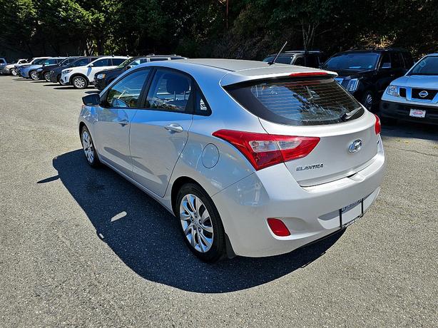 2014 Hyundai  Elantra GT L image 3