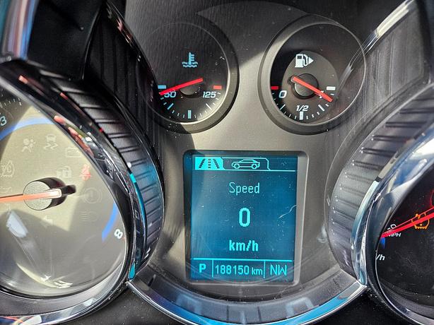 2015 Chevrolet  Cruze LTZ image 5