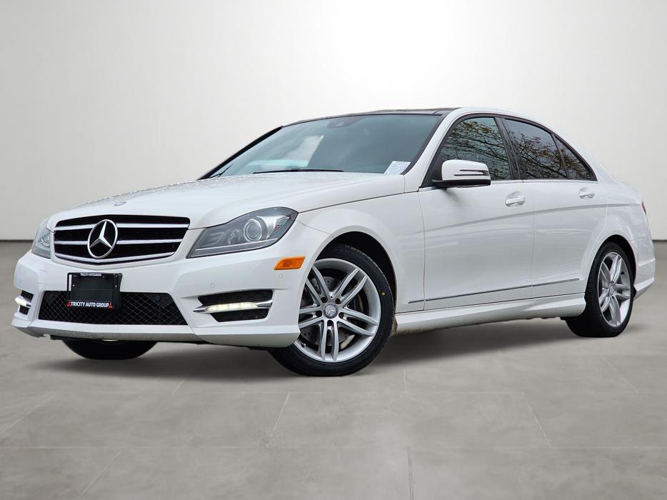 2014 Mercedes-Benz C-Class C300 display photo