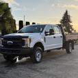 2018 Ford F-350 SD 4×4 Crew Cab with 8-Foot Flat Deck thumbnail image 4
