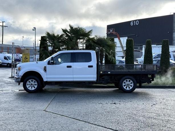 2020 Ford F-350 XLT 4X4 9-Foot Flat Deck Truck image 6