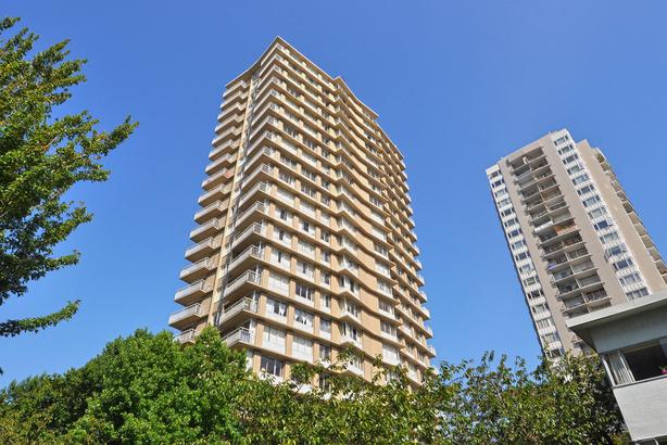 Large 1 Bedroom, 1 Block From Vibrant Denman Street! - $2300 image 1