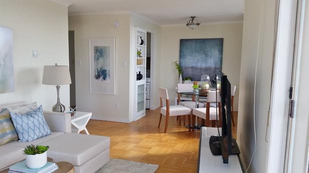 Large 1 Bedroom, 1 Block From Vibrant Denman Street! - $2300 image 3