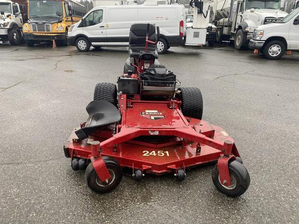 2017 Ferris Rotary Lawn Mower image 8