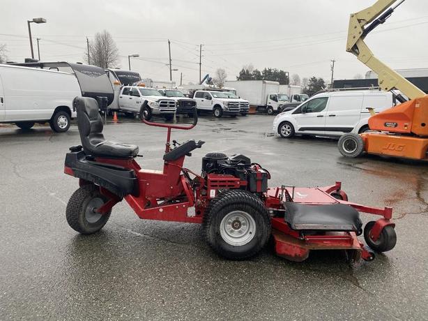 2017 Ferris Rotary Lawn Mower image 6