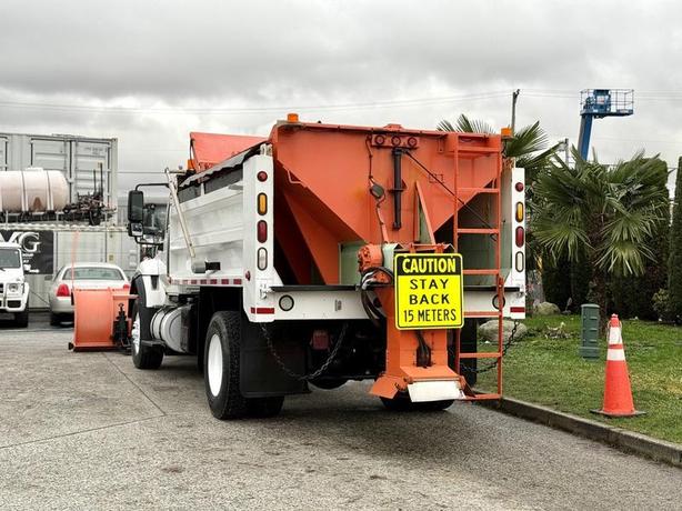 2012 International 7400 Plow Truck with 13-Foot Dump and Sander image 8