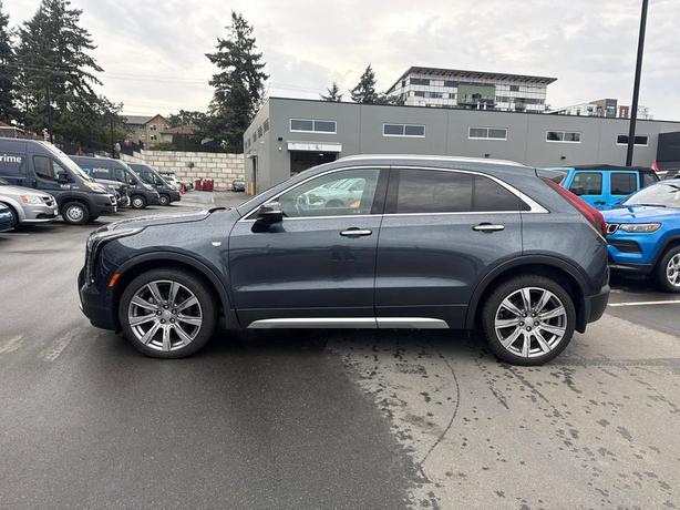 2019 Cadillac XT4 AWD Premium Luxury | Blind Spot Monitor | Bluetooth Connectivi image 3