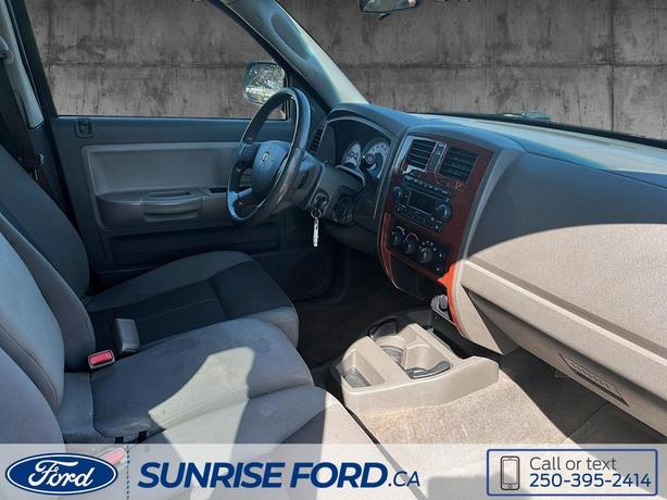 2005 Dodge Dakota SLT - TOUGH, PRACTICAL, AND BUILT TO LAStTHIS IS THE DAKOTA DR image 8