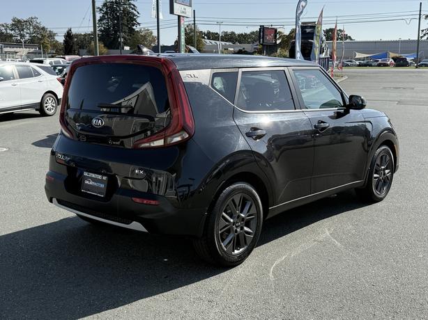 2021 Kia Soul EX - Low Kilometers, BC Local & Leather Shift Knob image 6