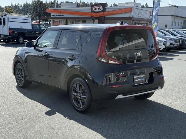 2021 Kia Soul EX - Low Kilometers, BC Local & Leather Shift Knob image 8