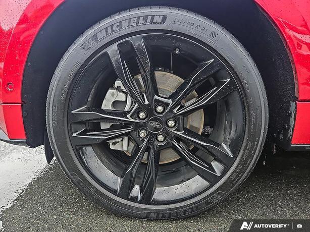 2022 Ford Edge ST AWD | No Reported Accidents! image 6