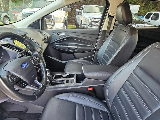 2019 Ford  Escape SEL image 7