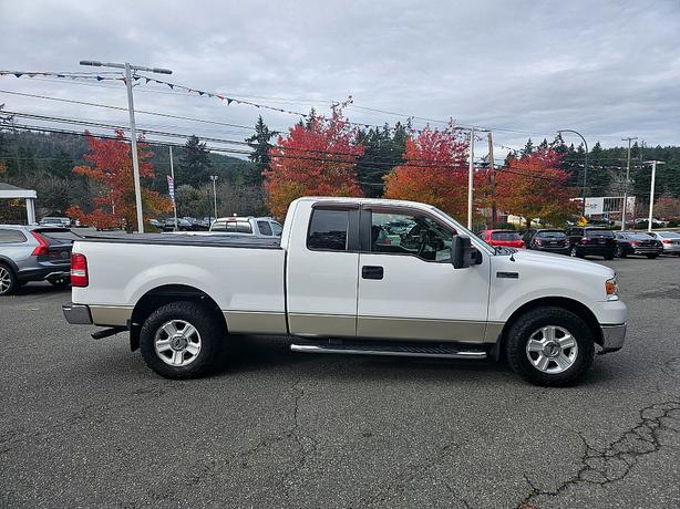2007 Ford  F-150 XLT image 4