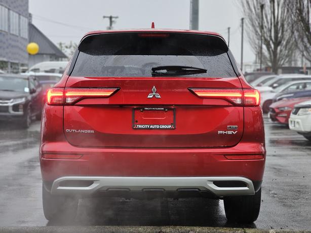 2025 Mitsubishi Outlander PHEV image 6