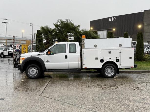 2015 Ford F-450 SuperCab 4X4 Diesel Service Truck with Storage Compartments image 6