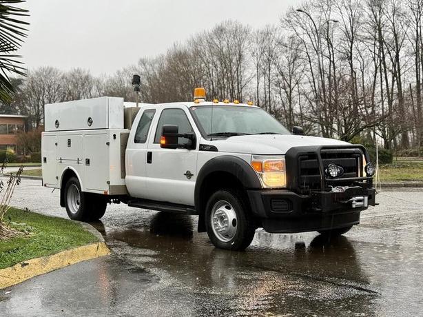 2015 Ford F-450 SuperCab 4X4 Diesel Service Truck with Storage Compartments image 1