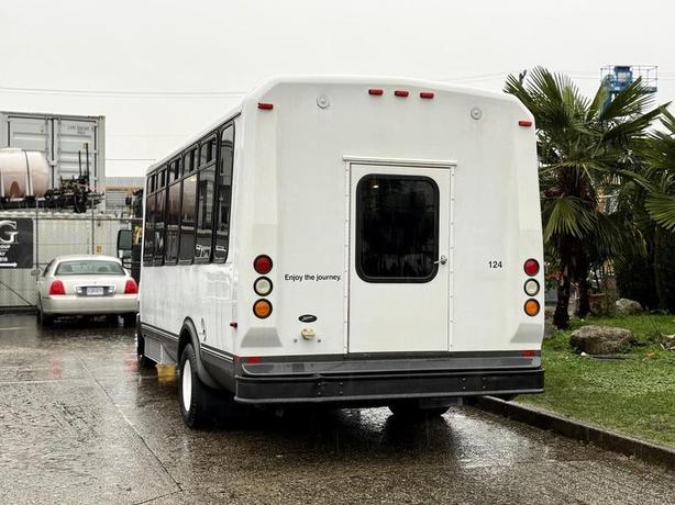 2014 Ford E-450 Super Duty 25-Passenger Bus with Front and Rear Air Conditioning image 7